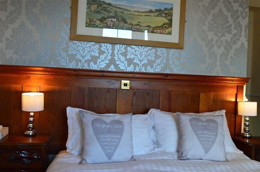 Hotel Ye Olde Fighting Cocks à Arnside Extérieur photo